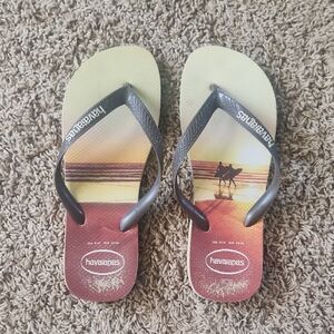 Havaianas Sunset Surfer Flip Flops